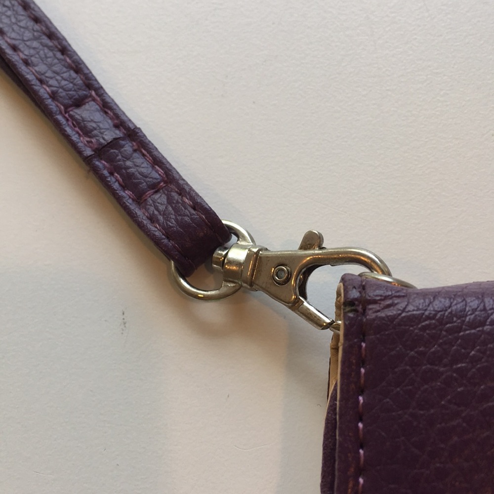 NEW - Burgundy Wristlet - Picture 5 of 7